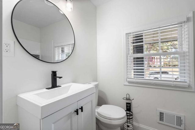 1969 Valley Ridge Drive SW, Atlanta, GA 30331