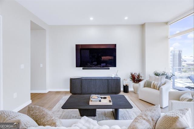 45 Ivan Allen Jr Boulevard NW 1704, Atlanta, GA 30308