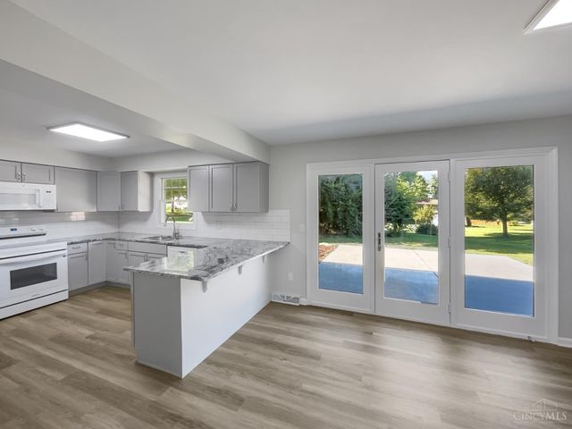591 Fox Run Place, Monroe, OH 45050
