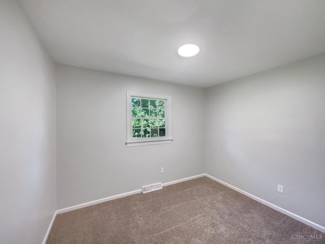 591 Fox Run Place, Monroe, OH 45050