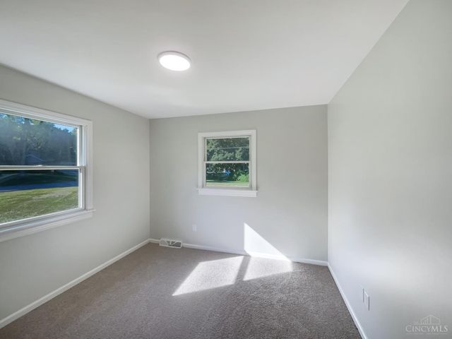 591 Fox Run Place, Monroe, OH 45050