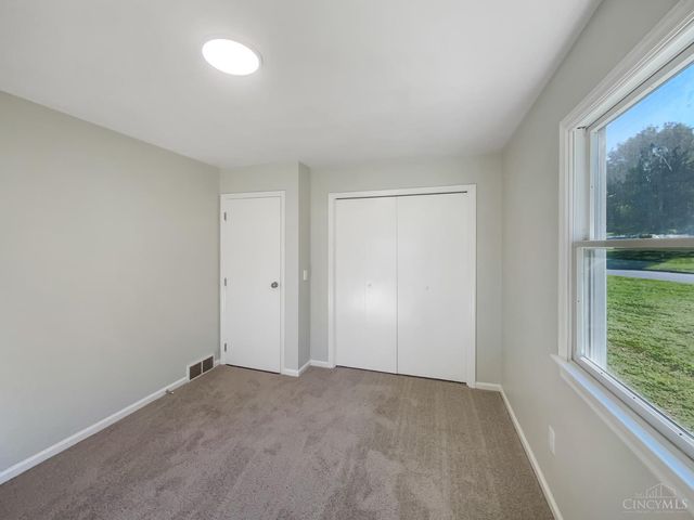 591 Fox Run Place, Monroe, OH 45050