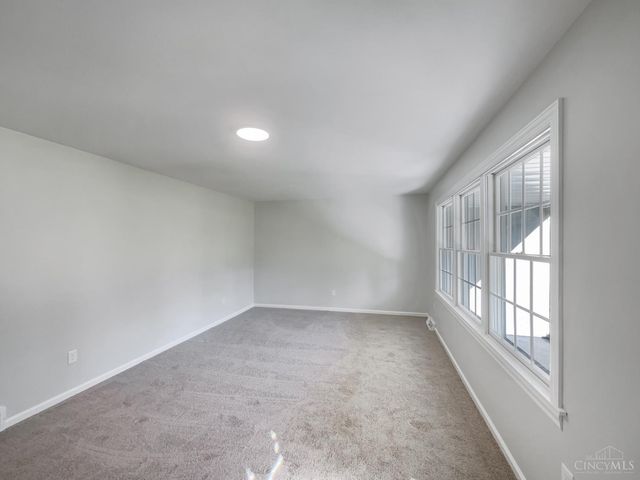 591 Fox Run Place, Monroe, OH 45050