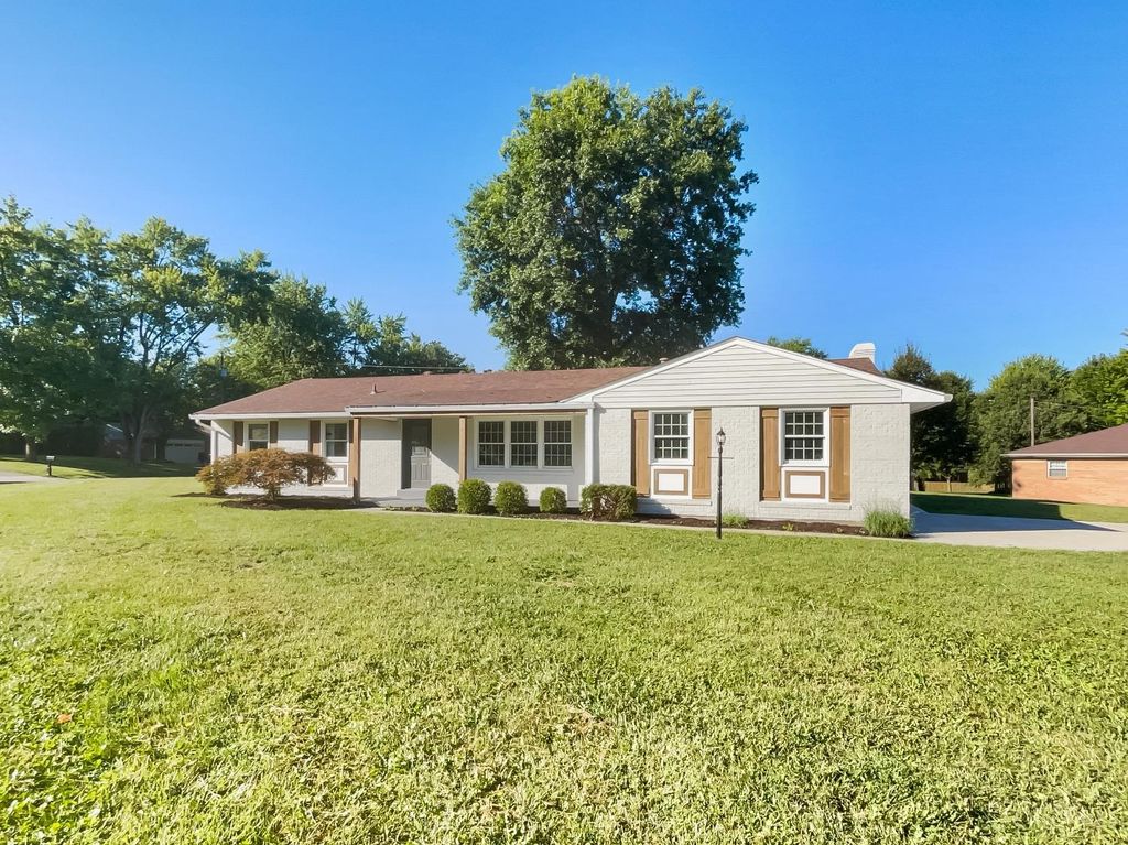 591 Fox Run Place, Monroe, OH 45050