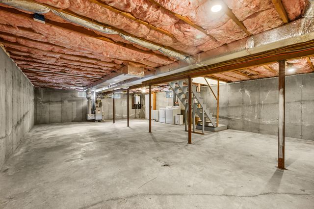 85 Kompass Drive, East Falmouth, MA 02536