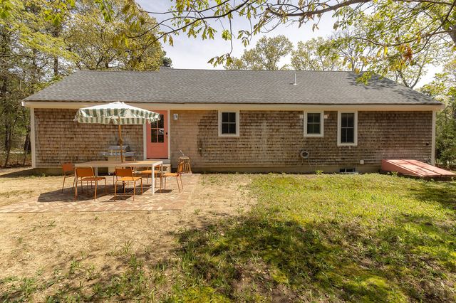 85 Kompass Drive, East Falmouth, MA 02536