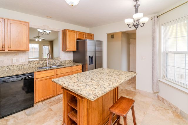 817 Hidden Stream Drive, Lexington, KY 40511