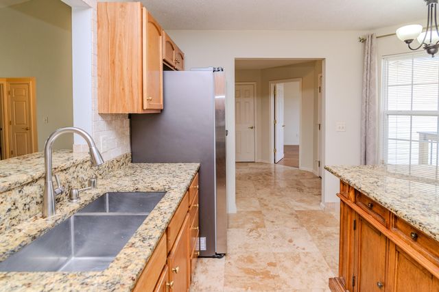 817 Hidden Stream Drive, Lexington, KY 40511