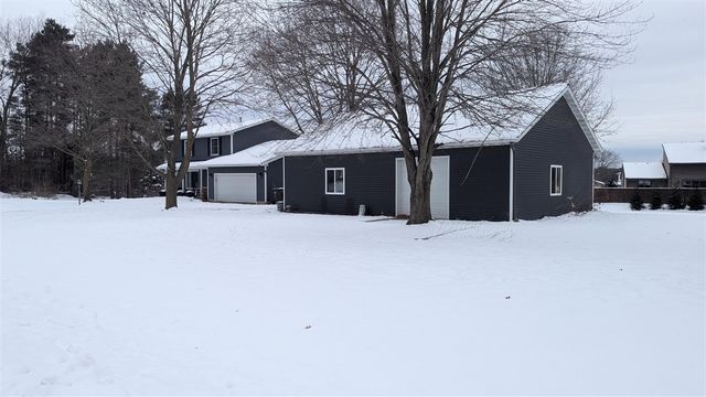 2182 Ottawa Trail, Hastings, MI 49058