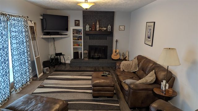 2182 Ottawa Trail, Hastings, MI 49058