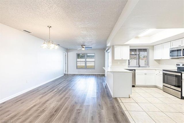 713 SE 35th ST, Cape Coral, FL 33904