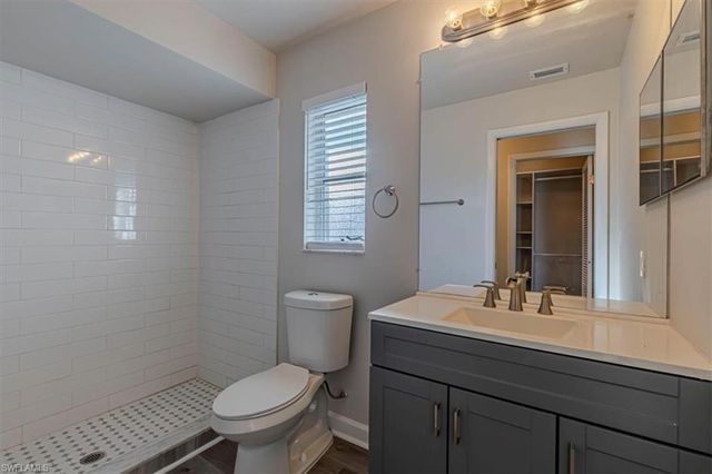 713 SE 35th ST, Cape Coral, FL 33904