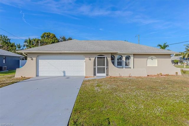713 SE 35th ST, Cape Coral, FL 33904