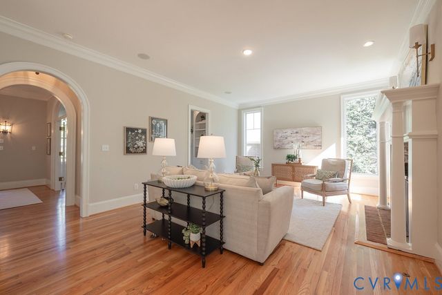 10800 Cherry Hill Dr, Glen Allen, VA 23059