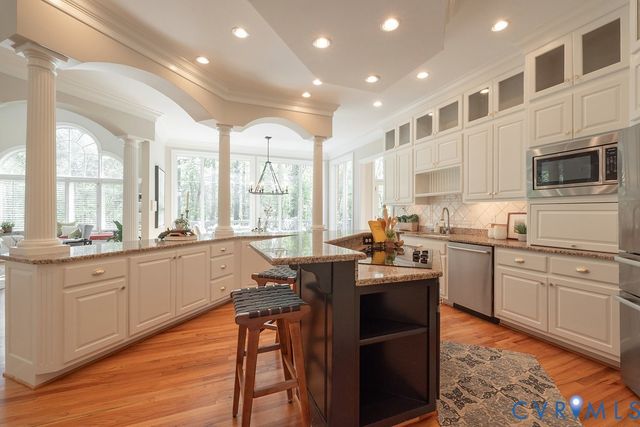 10800 Cherry Hill Dr, Glen Allen, VA 23059