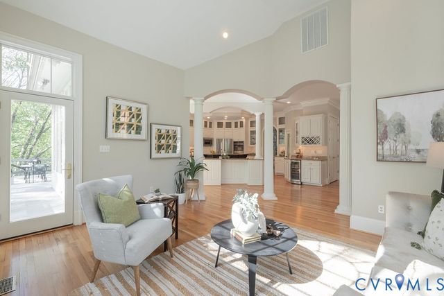 10800 Cherry Hill Dr, Glen Allen, VA 23059