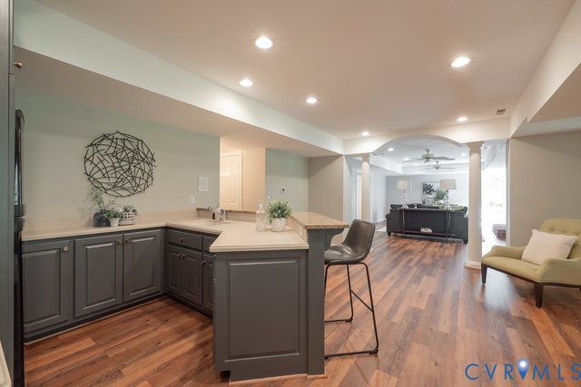 10800 Cherry Hill Dr, Glen Allen, VA 23059