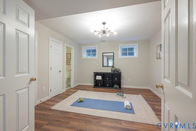 10800 Cherry Hill Dr, Glen Allen, VA 23059