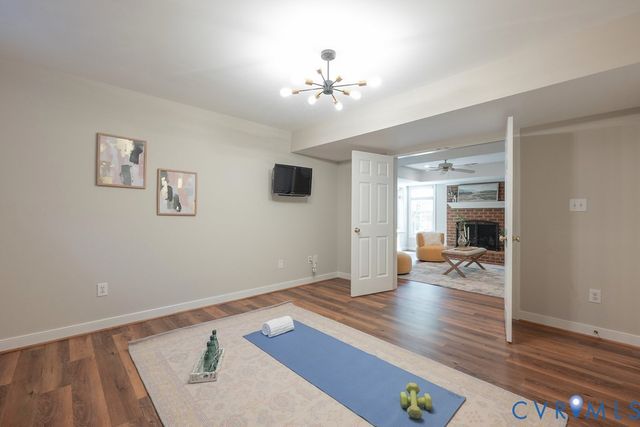 10800 Cherry Hill Dr, Glen Allen, VA 23059
