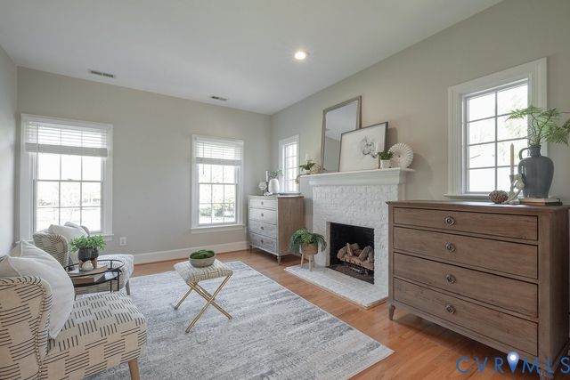 10800 Cherry Hill Dr, Glen Allen, VA 23059