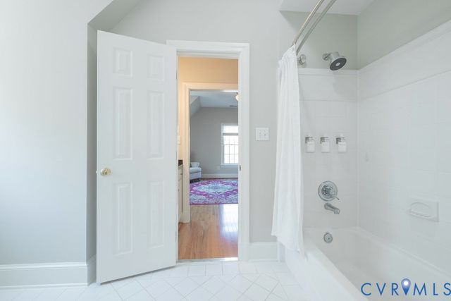 10800 Cherry Hill Dr, Glen Allen, VA 23059