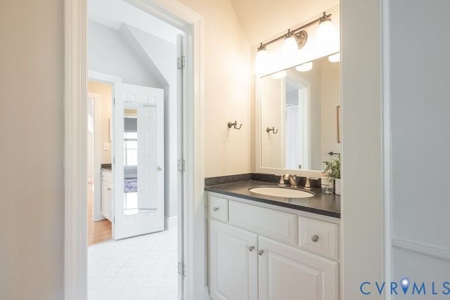10800 Cherry Hill Dr, Glen Allen, VA 23059