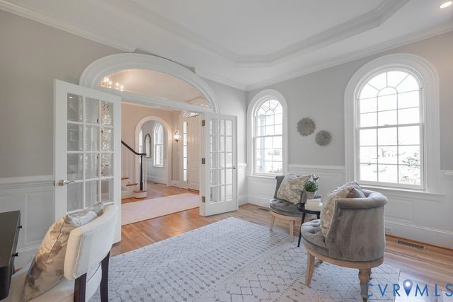 10800 Cherry Hill Dr, Glen Allen, VA 23059