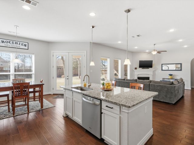 122 Dogwood Drive, Krugerville, TX 76227