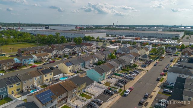30-30 Warren Street, Carteret, NJ 07008