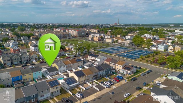 30-30 Warren Street, Carteret, NJ 07008