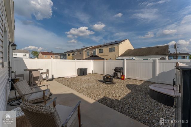 30-30 Warren Street, Carteret, NJ 07008