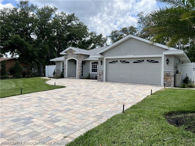 1823 N Olivia Drive, Avon Park, FL 33825