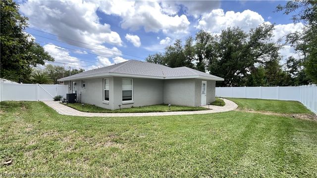 1823 N Olivia Drive, Avon Park, FL 33825