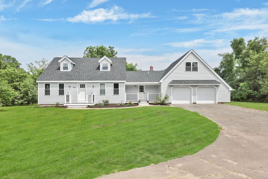 445 Michael Sears Rd, Belchertown, MA 01007
