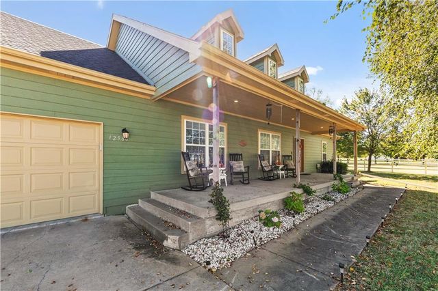 12580 238th Street, Linwood, KS 66052
