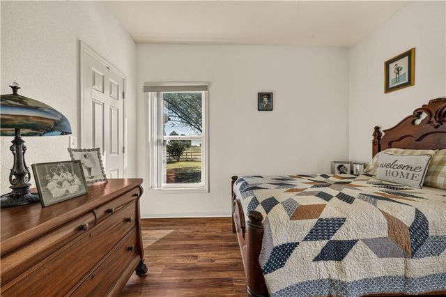 12580 238th Street, Linwood, KS 66052