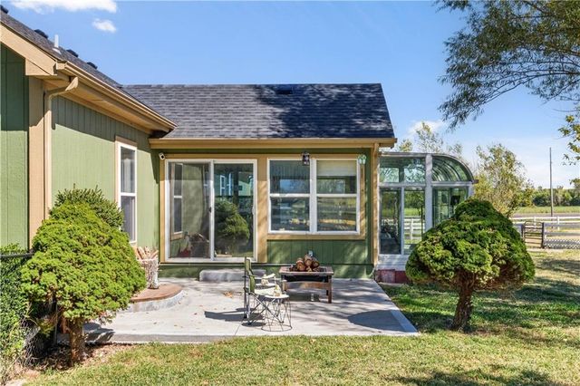12580 238th Street, Linwood, KS 66052