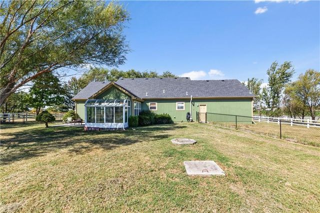 12580 238th Street, Linwood, KS 66052
