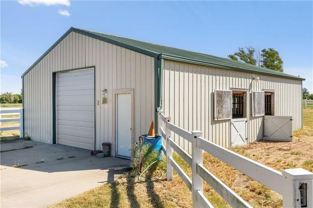 12580 238th Street, Linwood, KS 66052