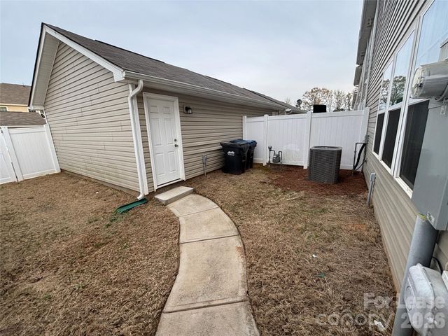 15733 Country House Street, Charlotte, NC 28273