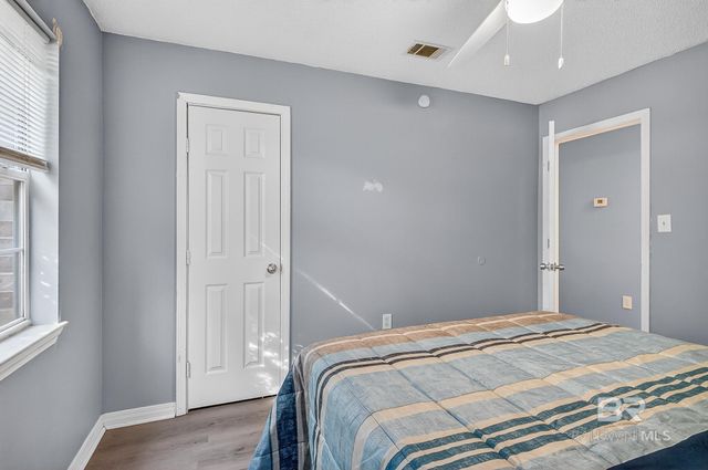 715 E Verbena Avenue, Foley, AL 36535