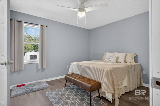 715 E Verbena Avenue, Foley, AL 36535