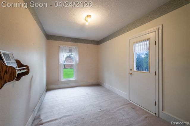 9057 Brookville Road, Plymouth, MI 48170