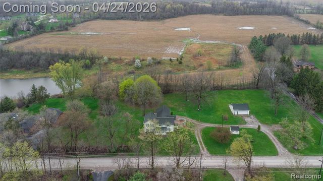 9057 Brookville Road, Plymouth, MI 48170