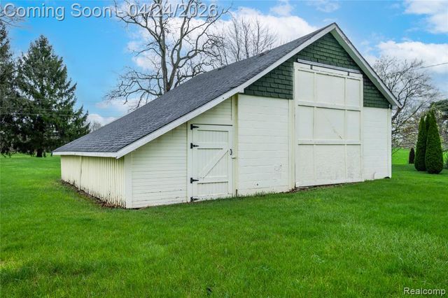 9057 Brookville Road, Plymouth, MI 48170