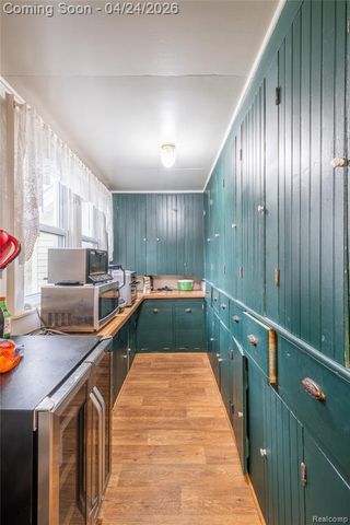 9057 Brookville Road, Plymouth, MI 48170