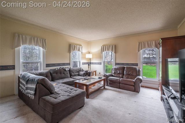 9057 Brookville Road, Plymouth, MI 48170