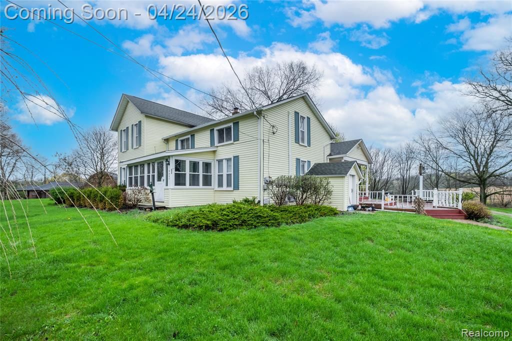 9057 Brookville Road, Plymouth, MI 48170