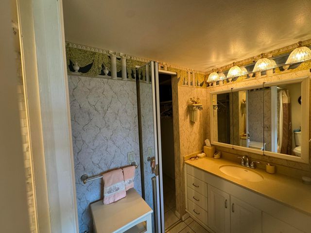 1350 RIVER REACH Drive 106, Fort Lauderdale, FL 33315