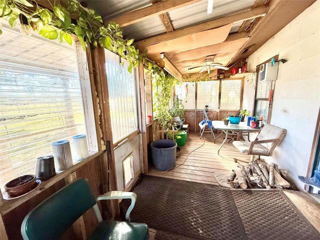 509 Franzen Street, Winnie, TX 77665